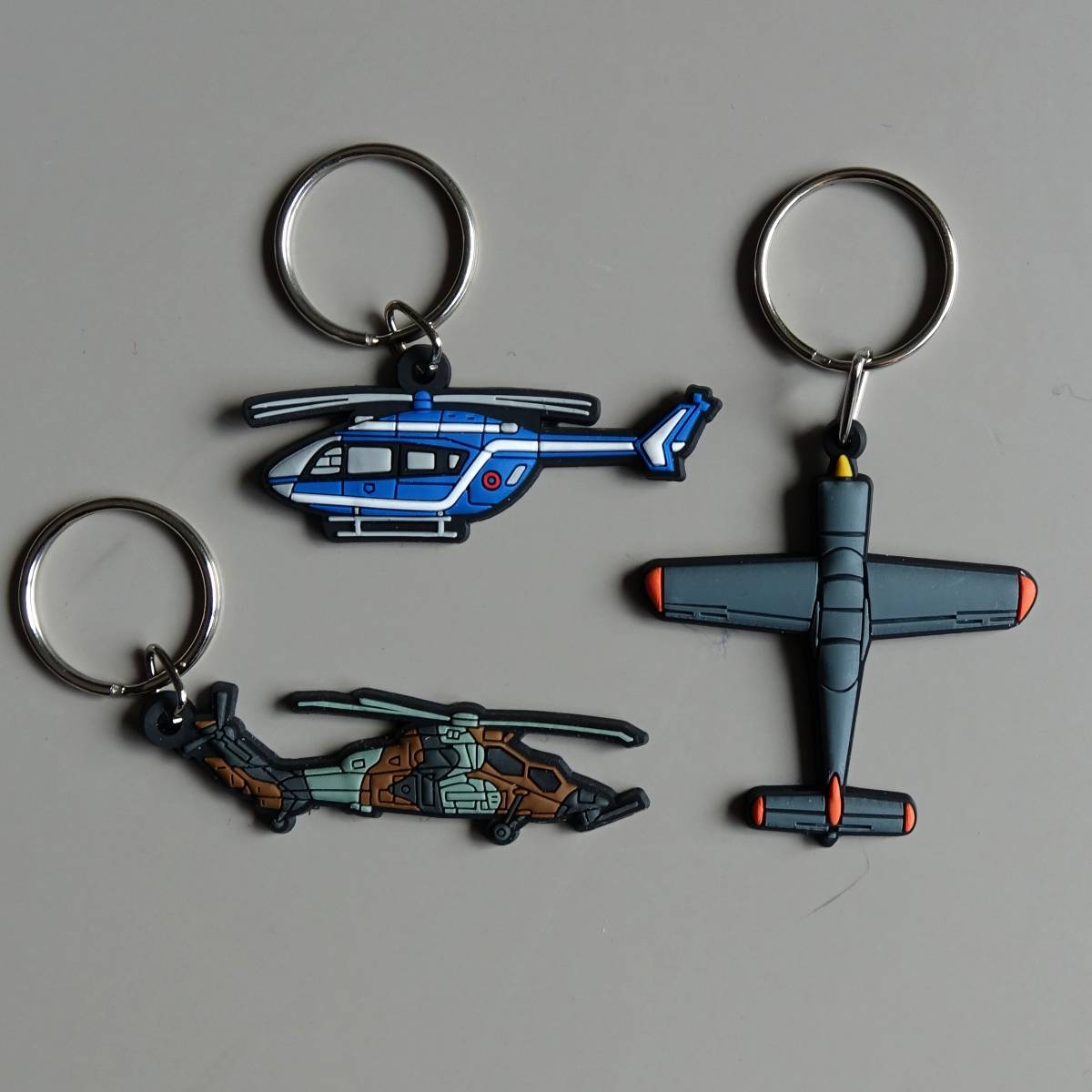 pvc airplane and helicopter key chains